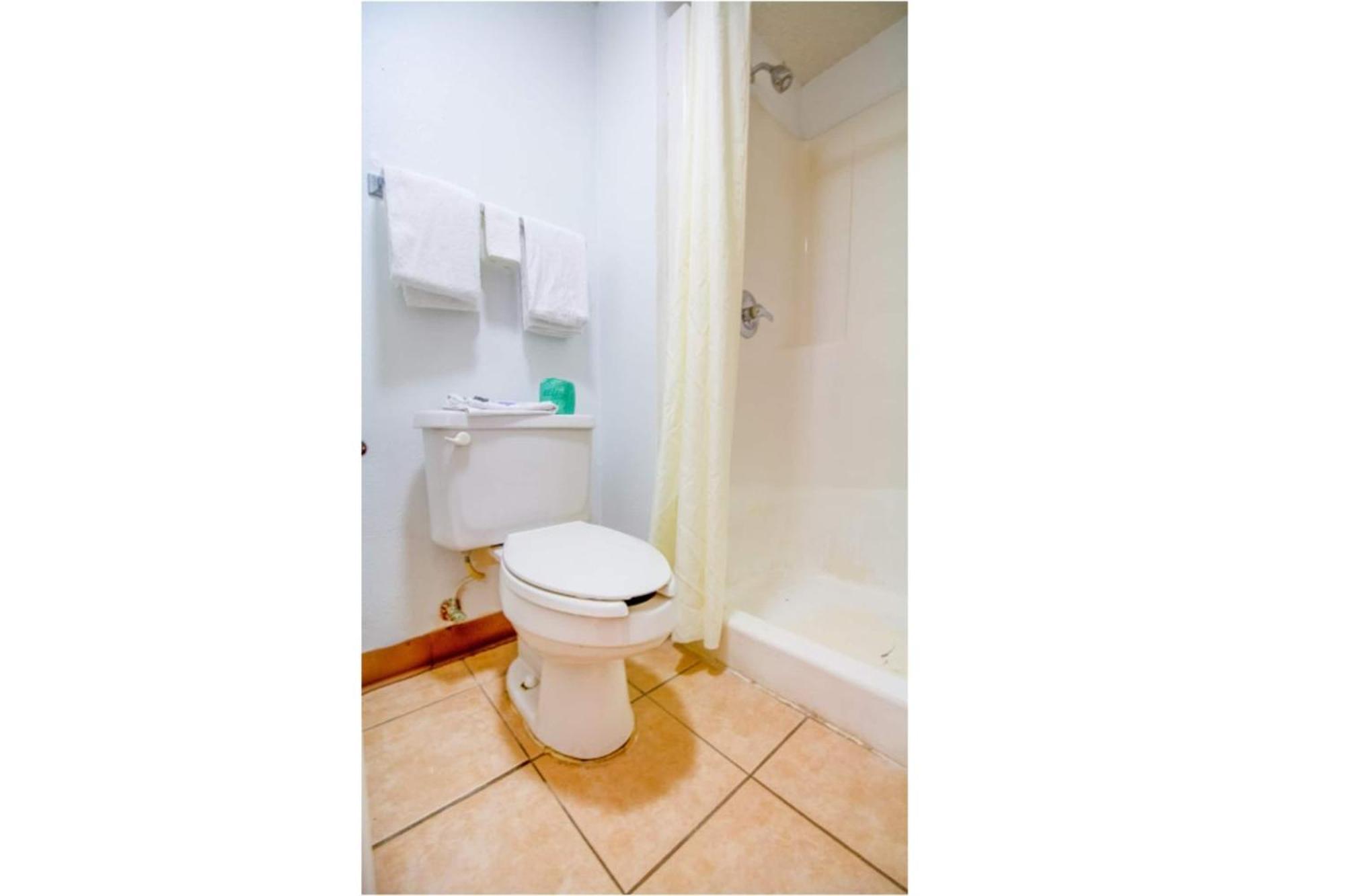 Studio Inn Extended Stay Oklahoma City Airport By Oyo Екстер'єр фото